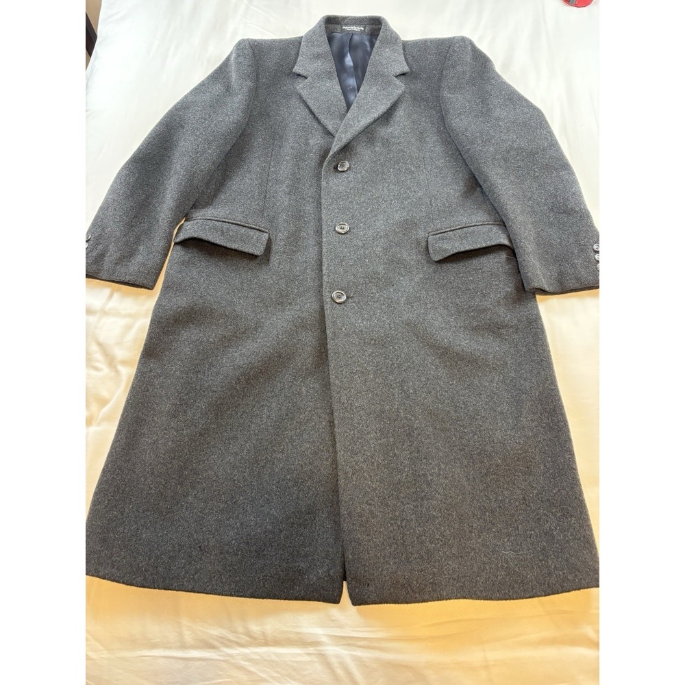 Silver Cloud Cashmere Blend Men's 44R Gray Over Coat Business Preppy EUC‎
